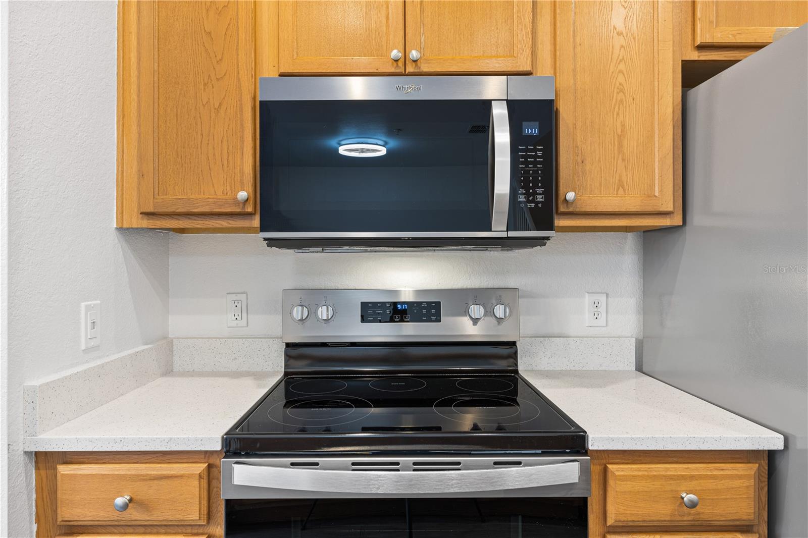 ESTATES/PK CENTRAL CONDO - Residential Lease