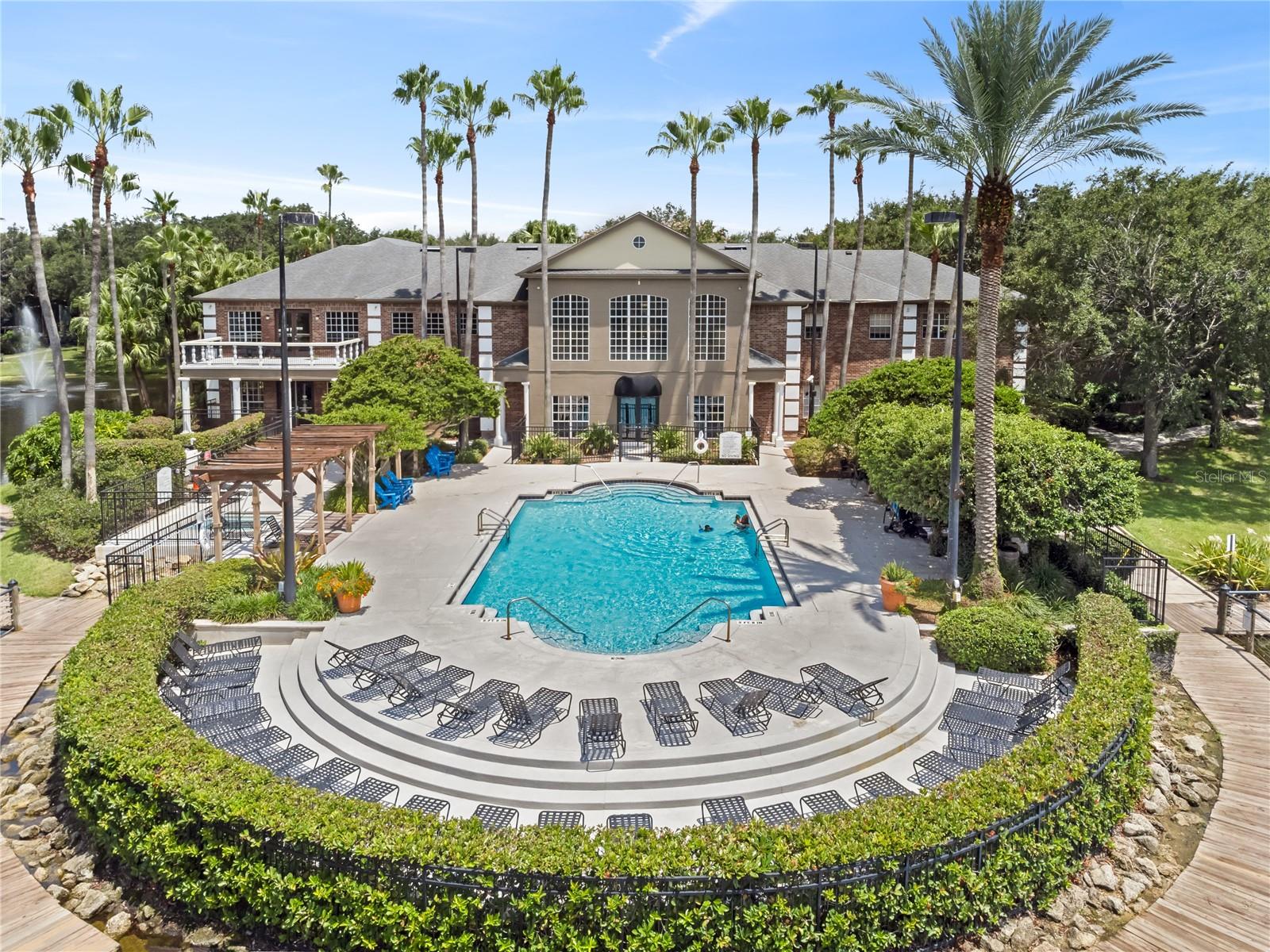 ESTATES/PK CENTRAL CONDO - Residential Lease