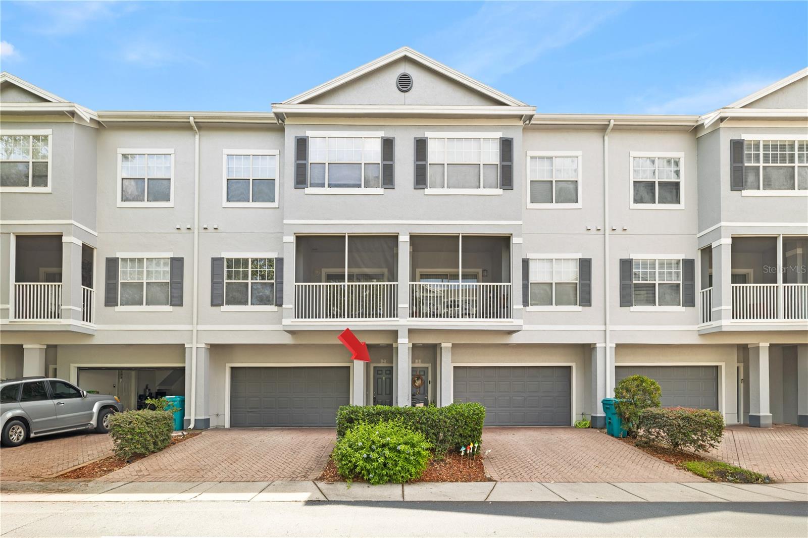 ESTATES/PK CENTRAL CONDO - Residential Lease