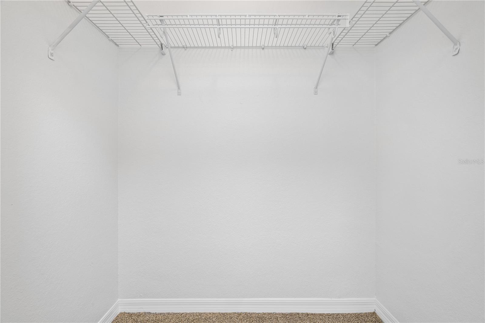ESTATES/PK CENTRAL CONDO - Residential Lease