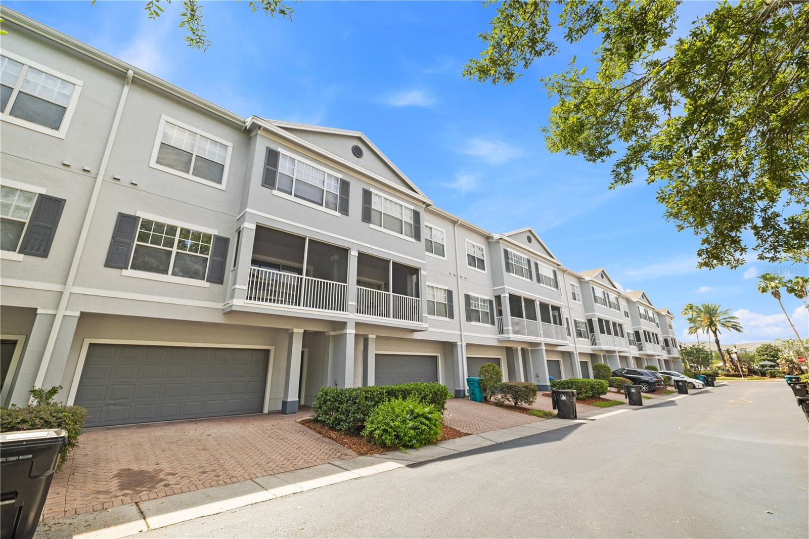 ESTATES/PK CENTRAL CONDO - Residential Lease