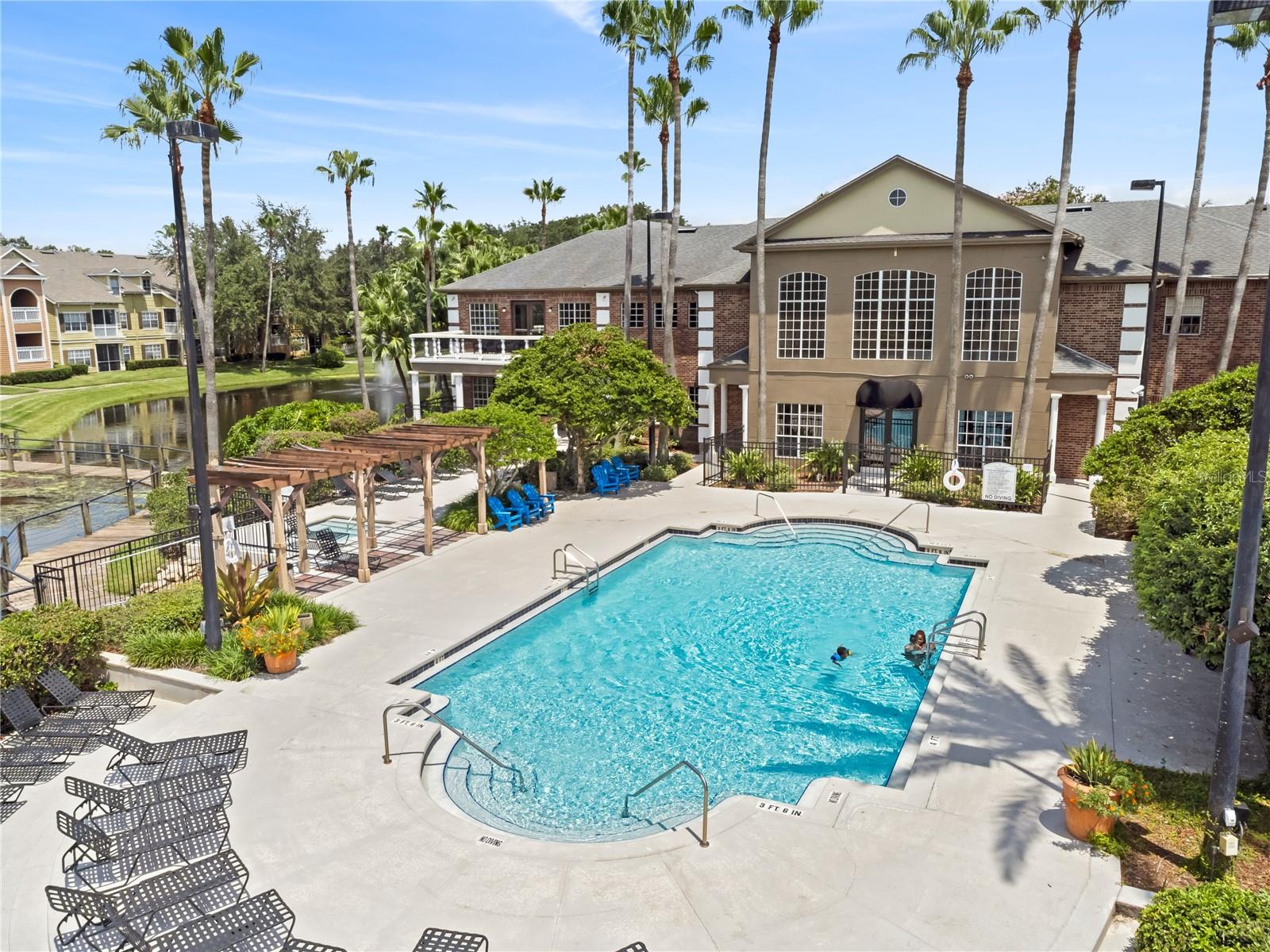 ESTATES/PK CENTRAL CONDO - Residential Lease
