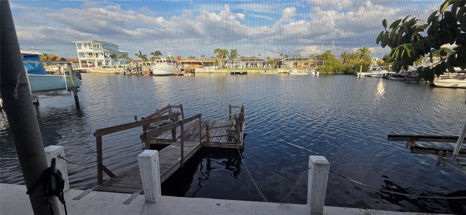 FLOR A MAR - Residential