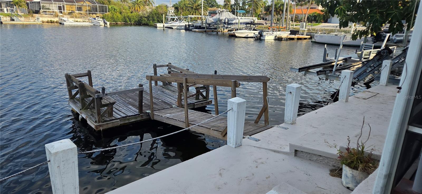 FLOR A MAR - Residential