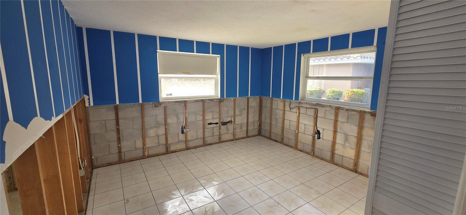 FLOR A MAR - Residential