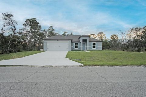 A home in SEBRING