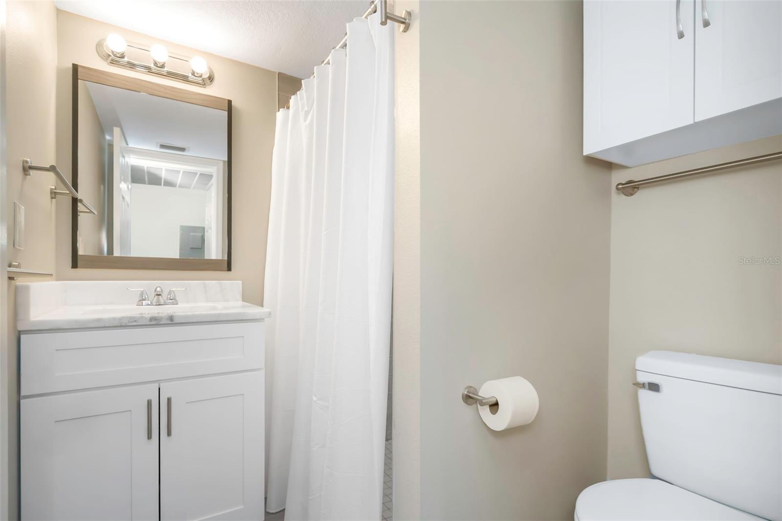 IMPERIAL OAKS CONDO - Residential