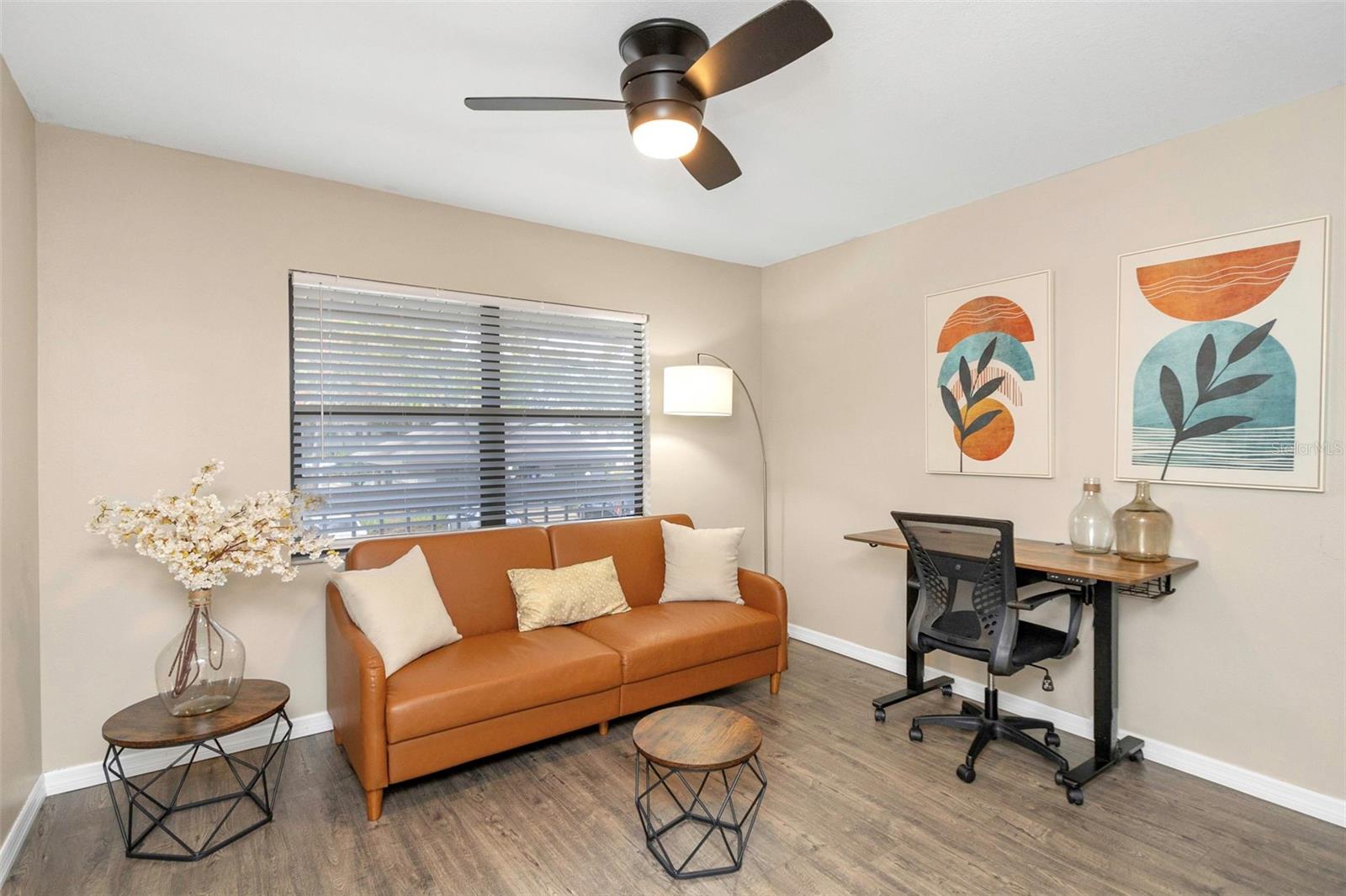IMPERIAL OAKS CONDO - Residential