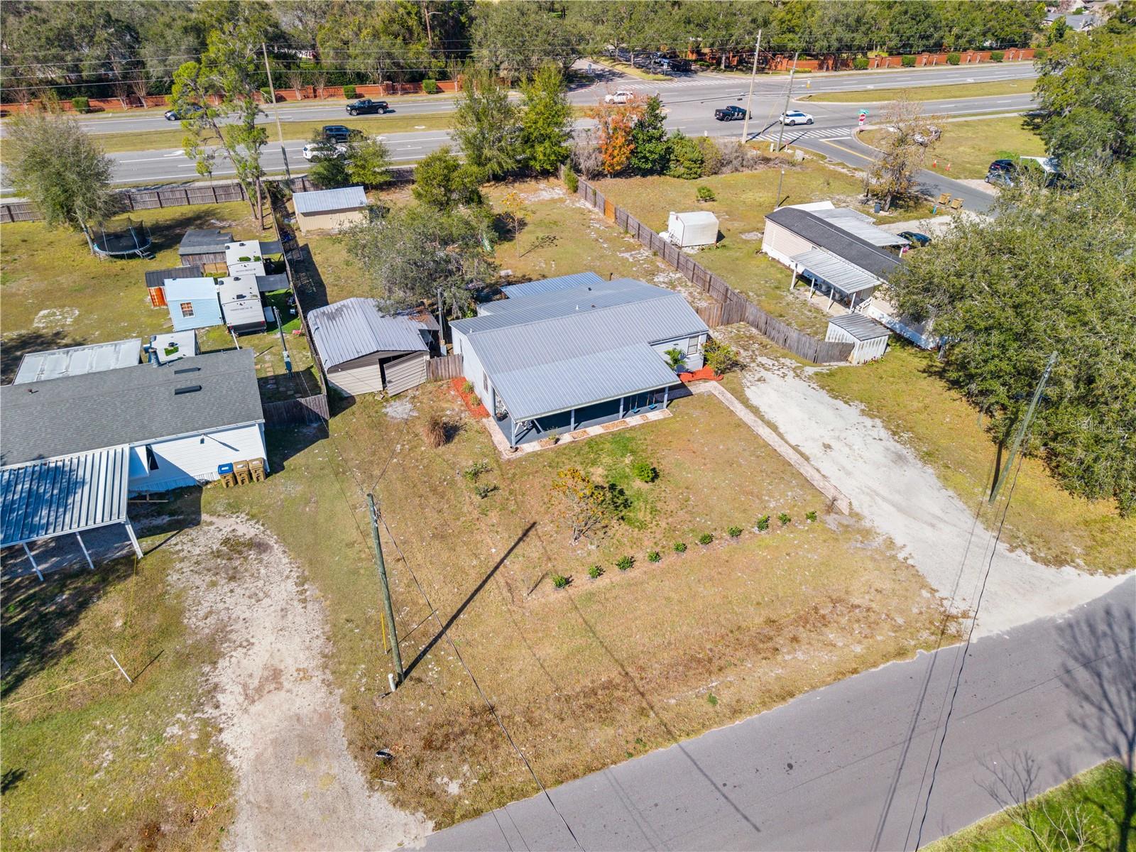 COUNTRYSIDE - Residential