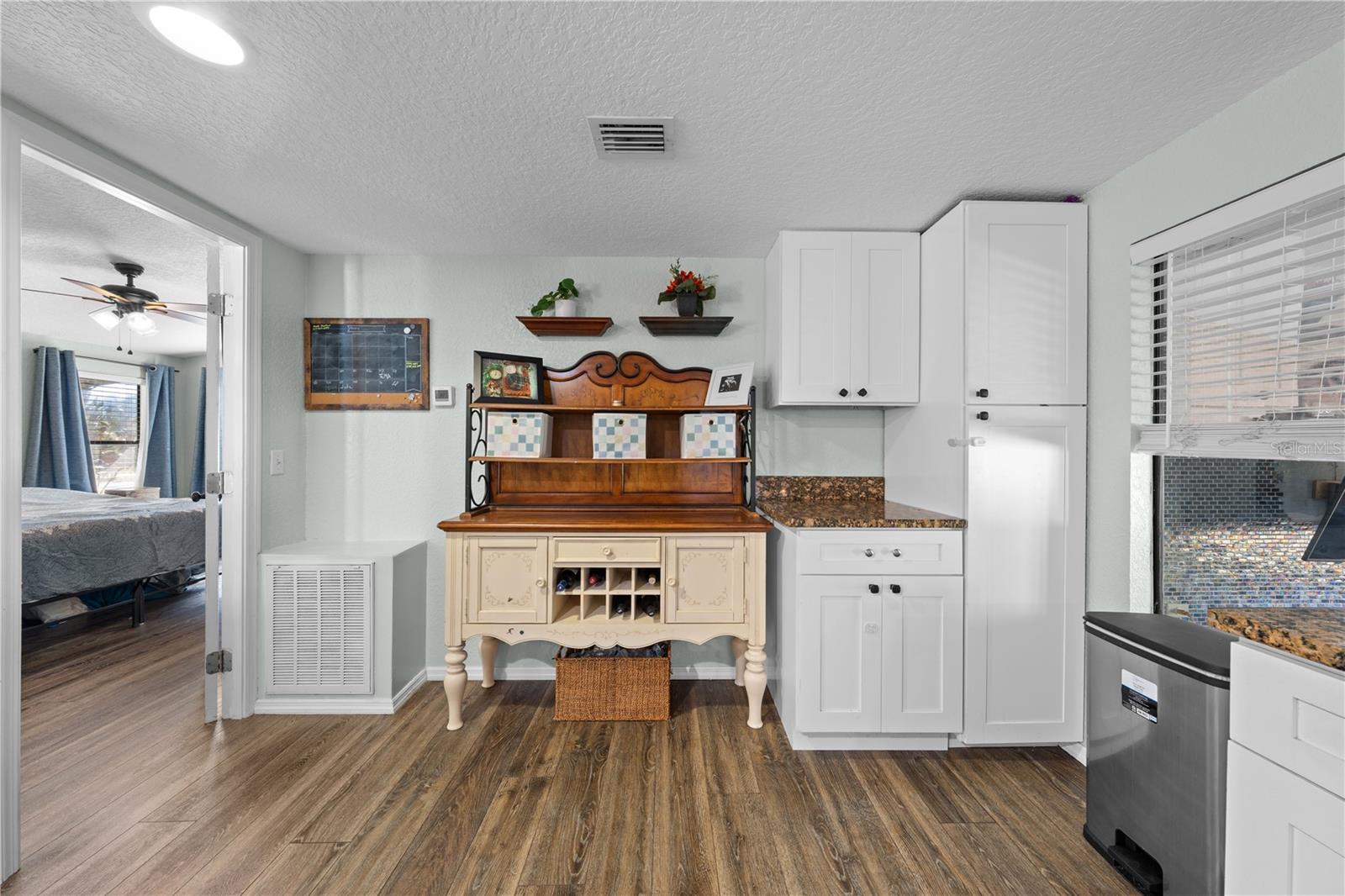 COUNTRYSIDE - Residential