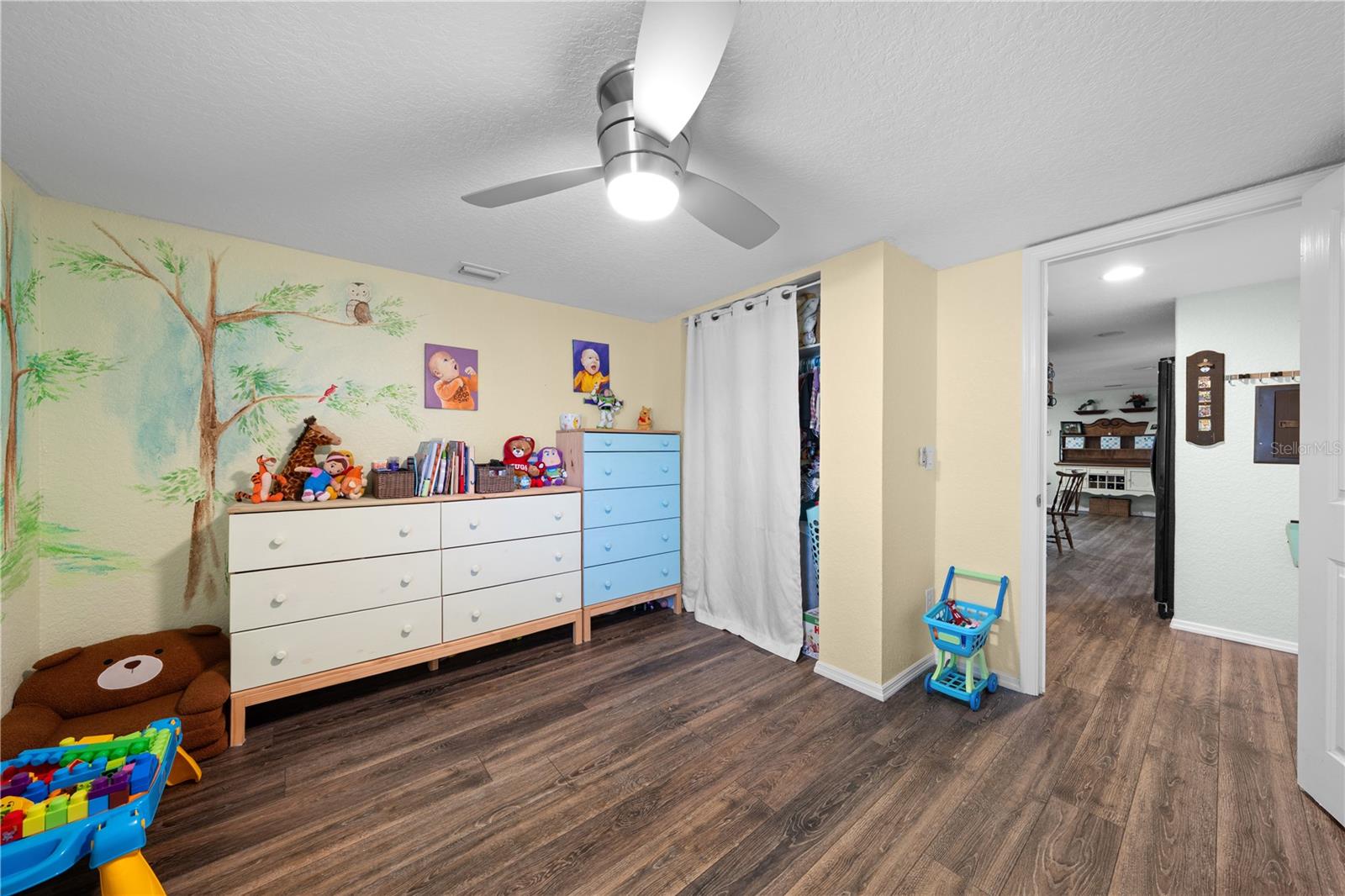 COUNTRYSIDE - Residential