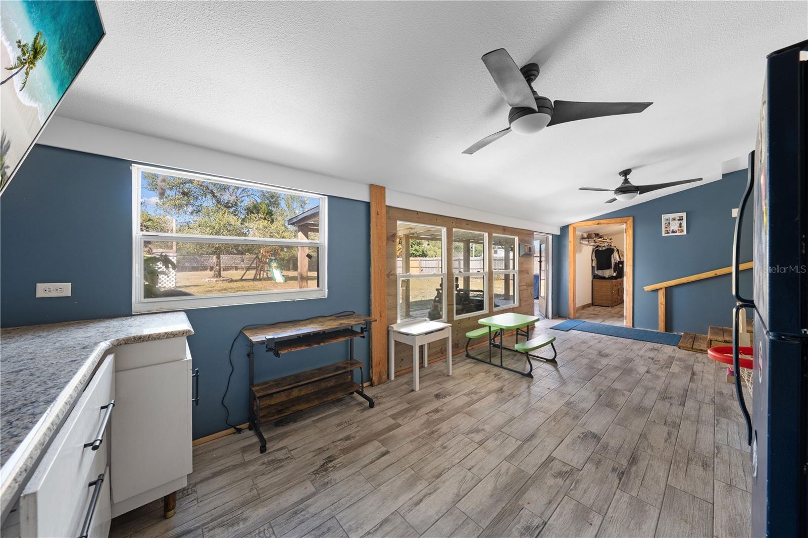 COUNTRYSIDE - Residential