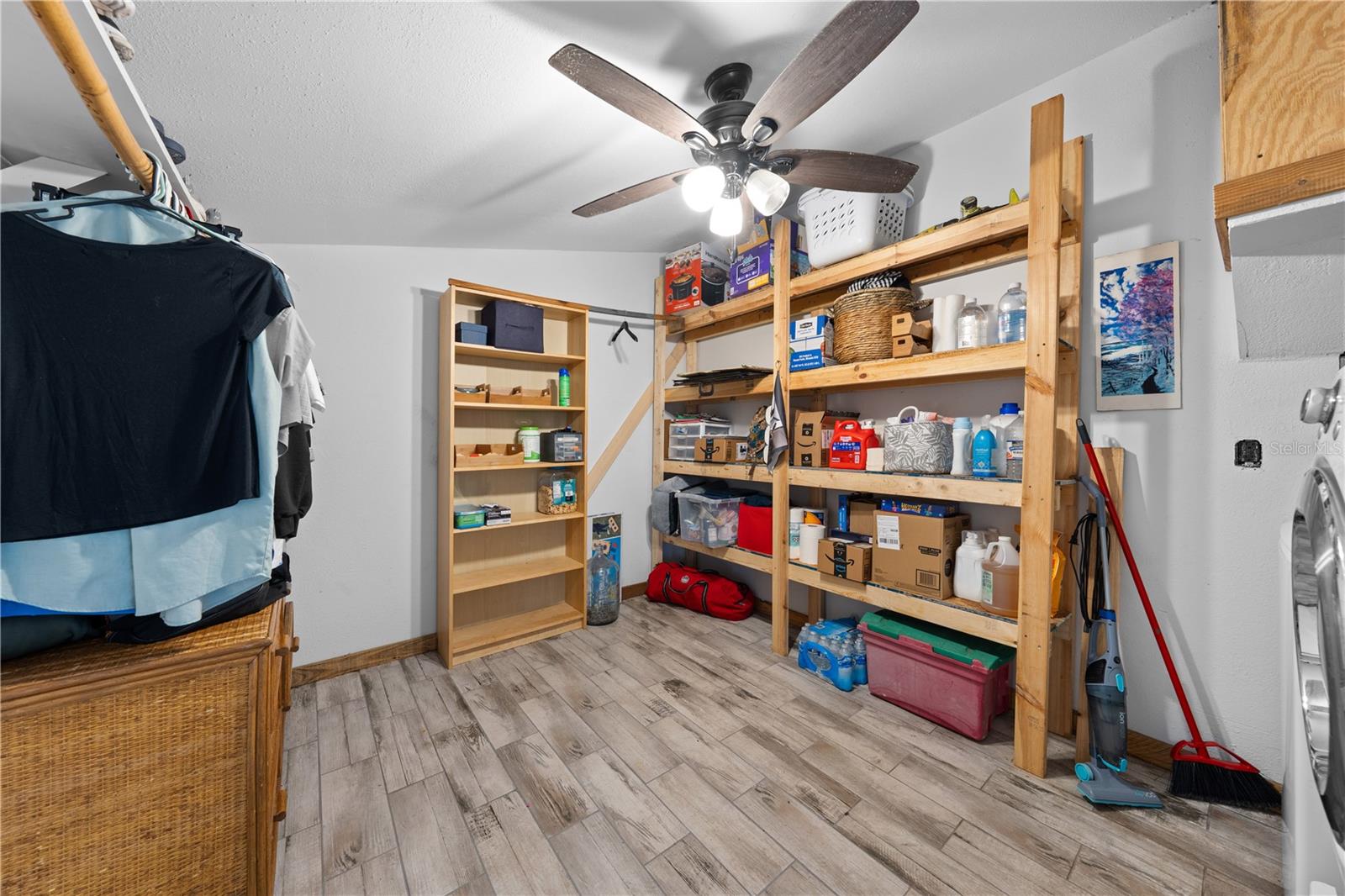 COUNTRYSIDE - Residential