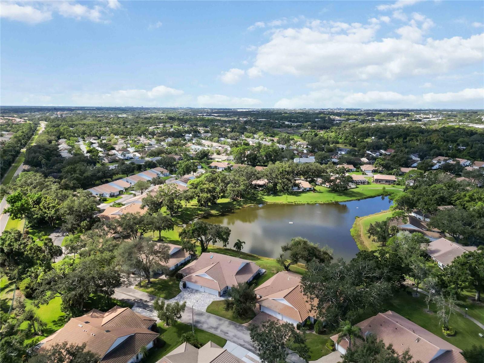 5812 GARDEN LAKES DRIVE