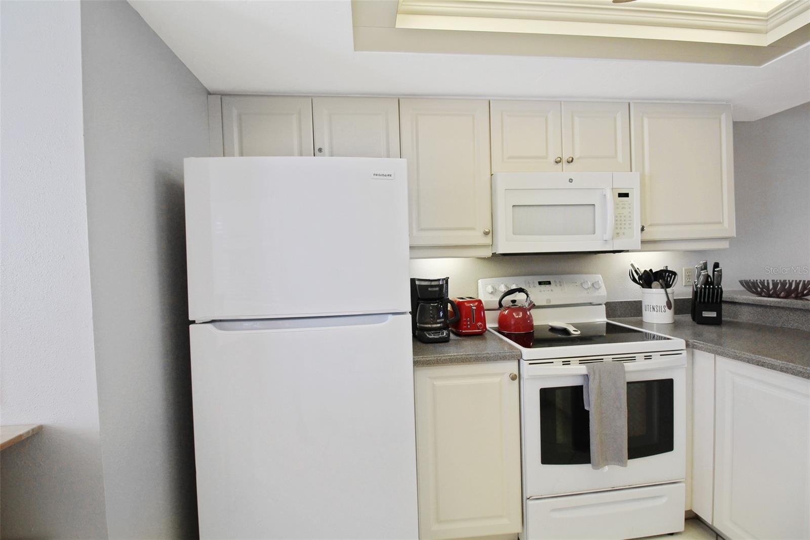GULF & BAY CLUB BAYSIDE - Residential Lease