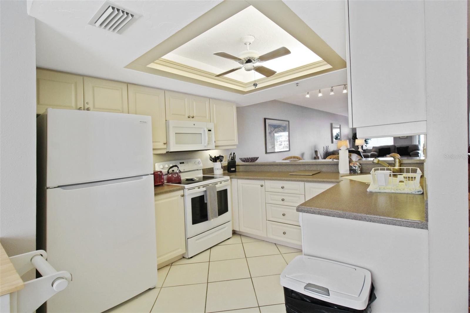 GULF & BAY CLUB BAYSIDE - Residential Lease