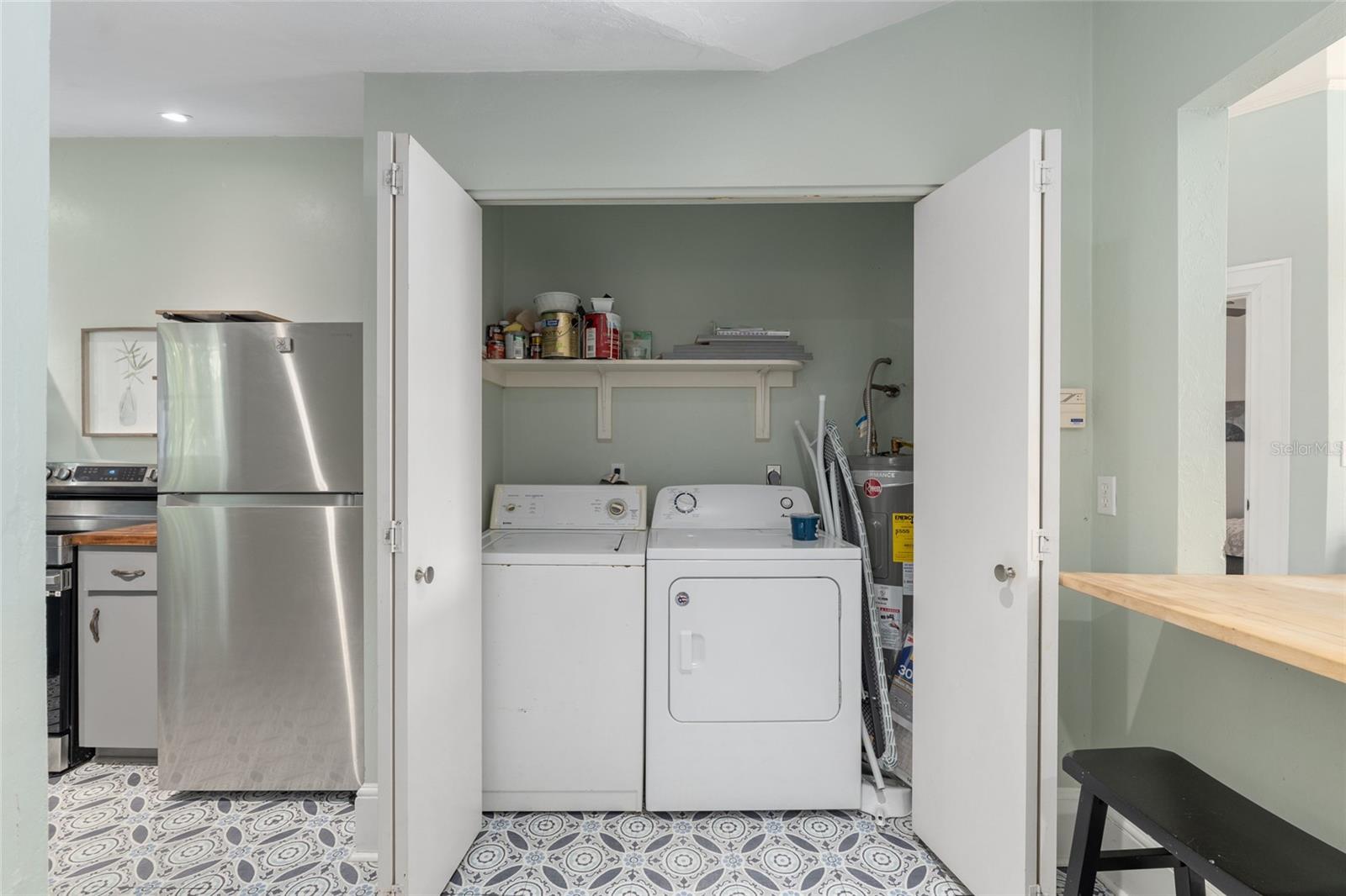 CARLISLE J A &CARLISLE ESTATE LANDS - Residential Income