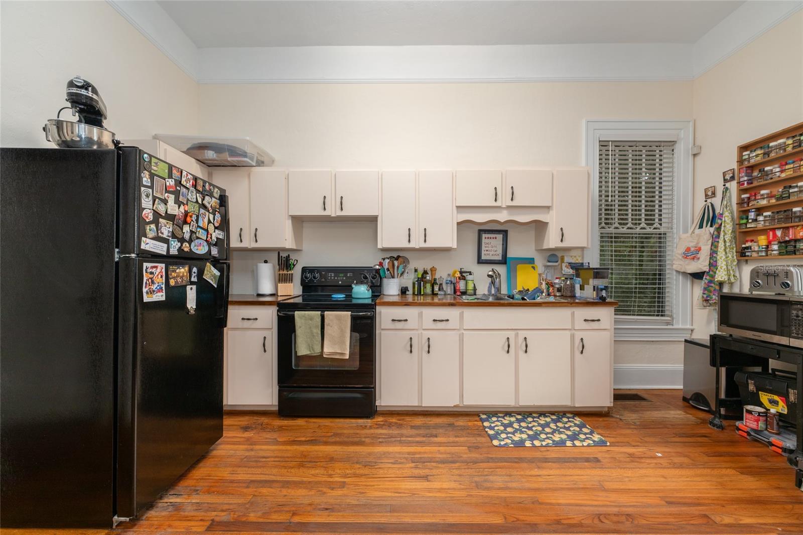 CARLISLE J A &CARLISLE ESTATE LANDS - Residential Income