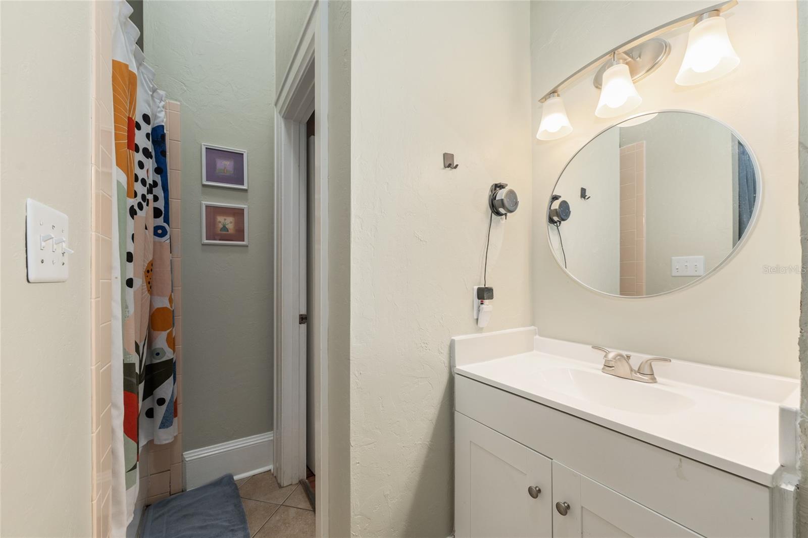 CARLISLE J A &CARLISLE ESTATE LANDS - Residential Income