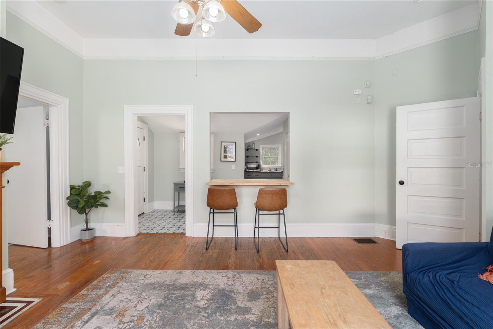 CARLISLE J A &CARLISLE ESTATE LANDS - Residential Income