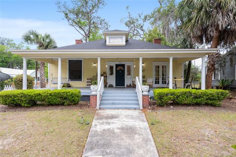 Photo of 240 SW 3rd Street, Gainesville, FL 32601 (MLS # GC538305)