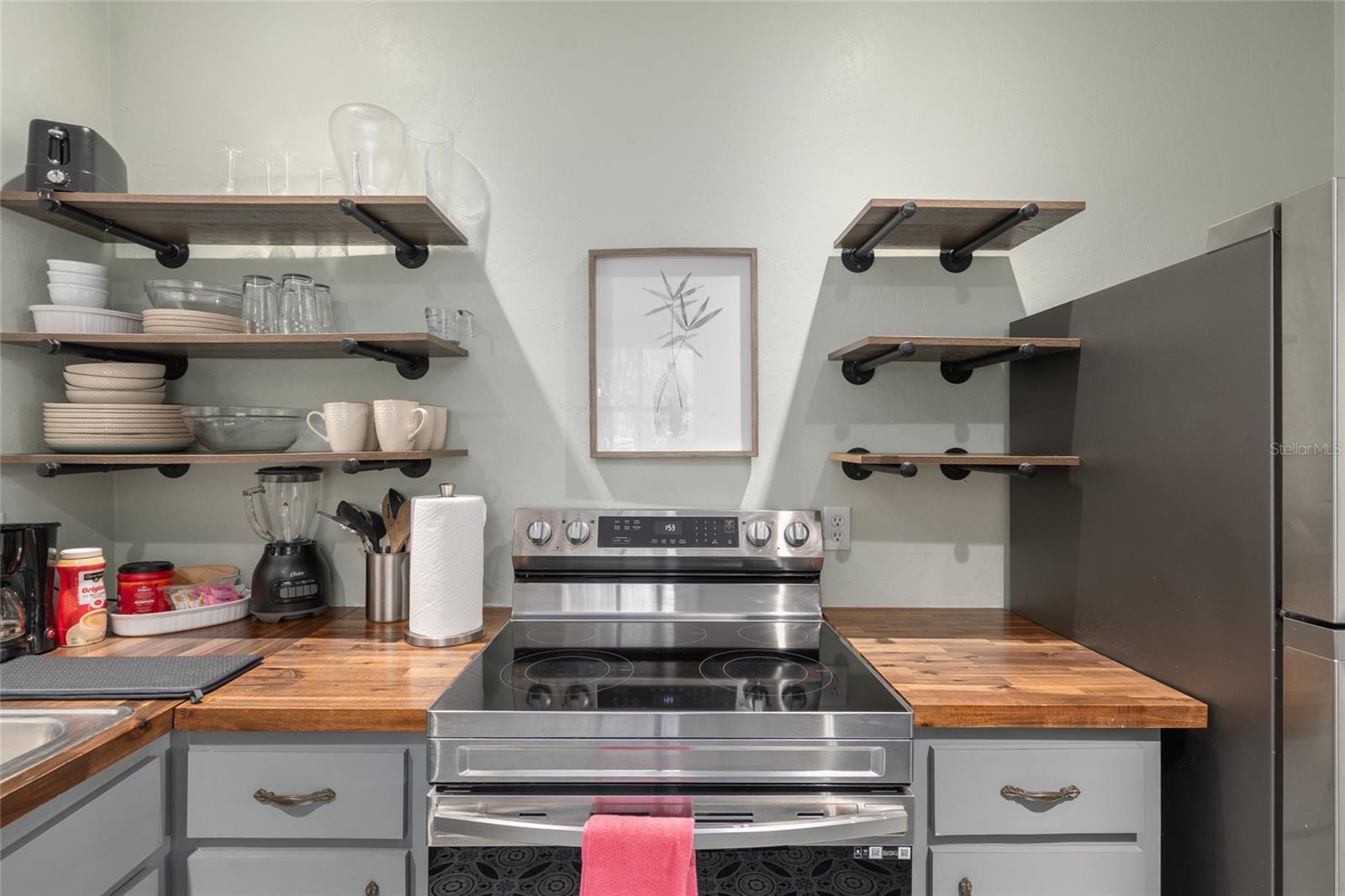 CARLISLE J A &CARLISLE ESTATE LANDS - Residential Income