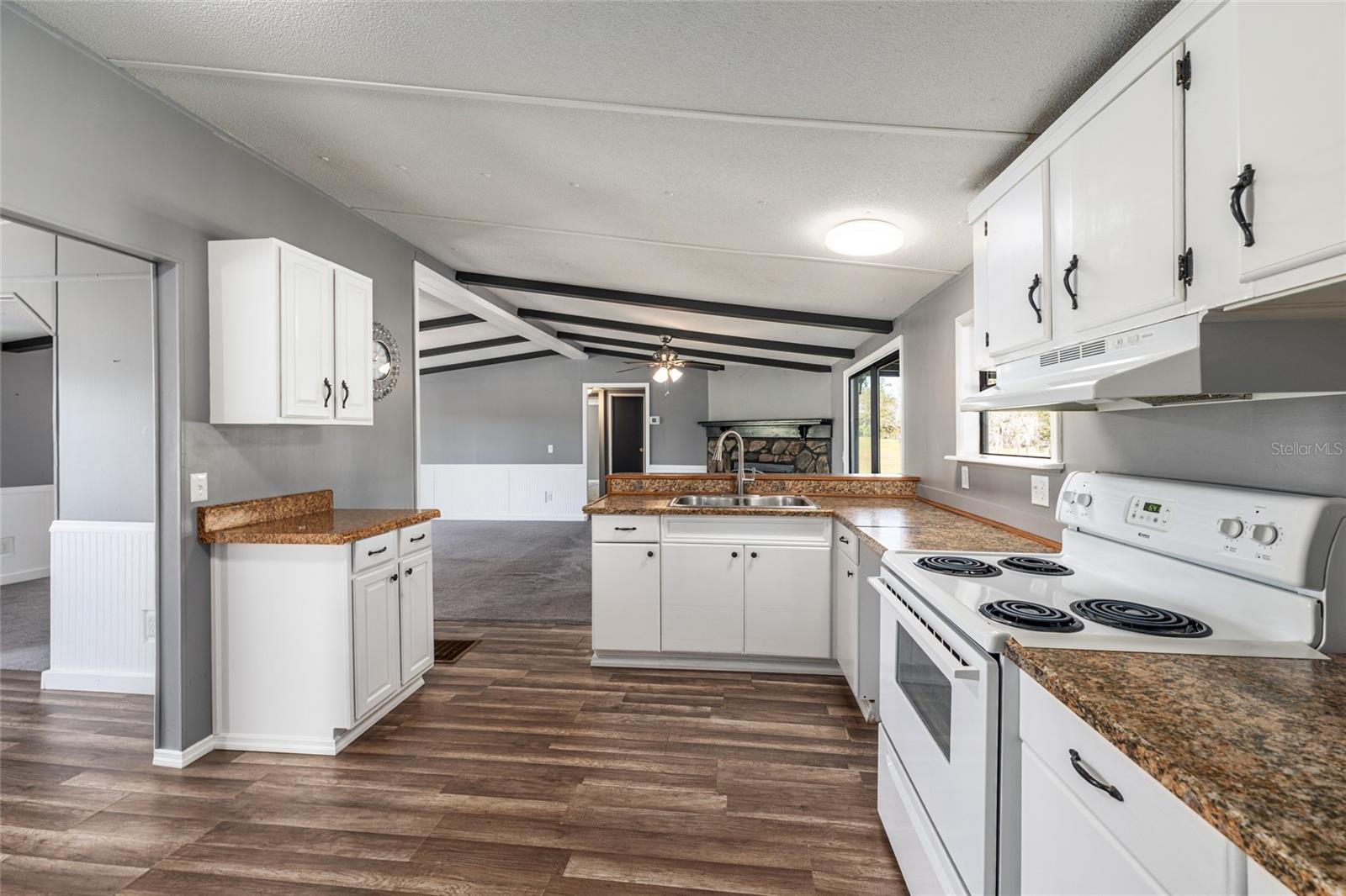 THE LAKES SUB - Residential