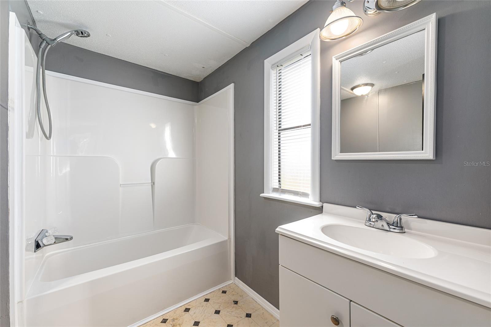 THE LAKES SUB - Residential