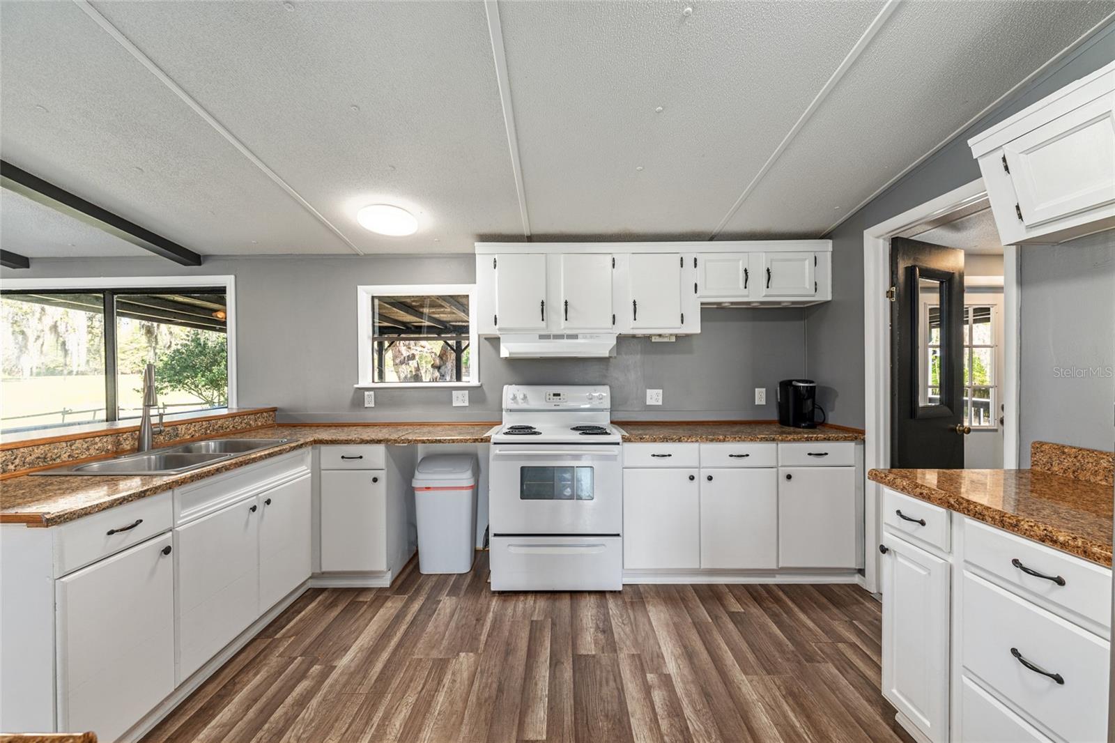 THE LAKES SUB - Residential