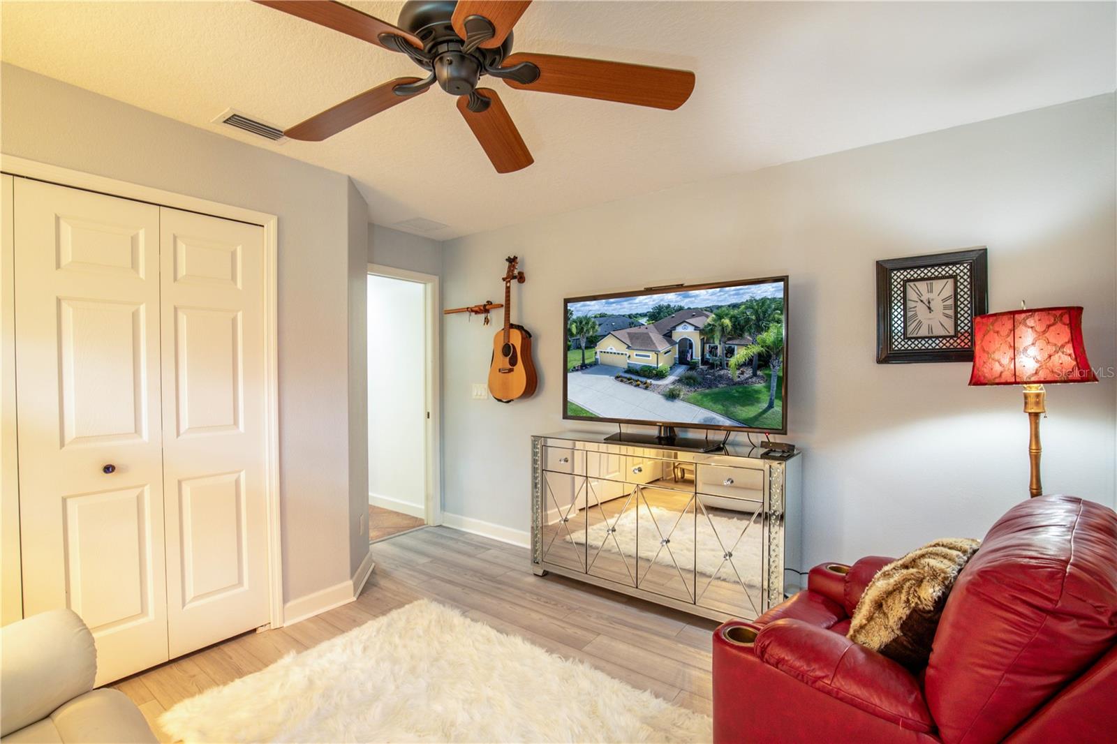 LAKES OF MOUNT DORA - Residential