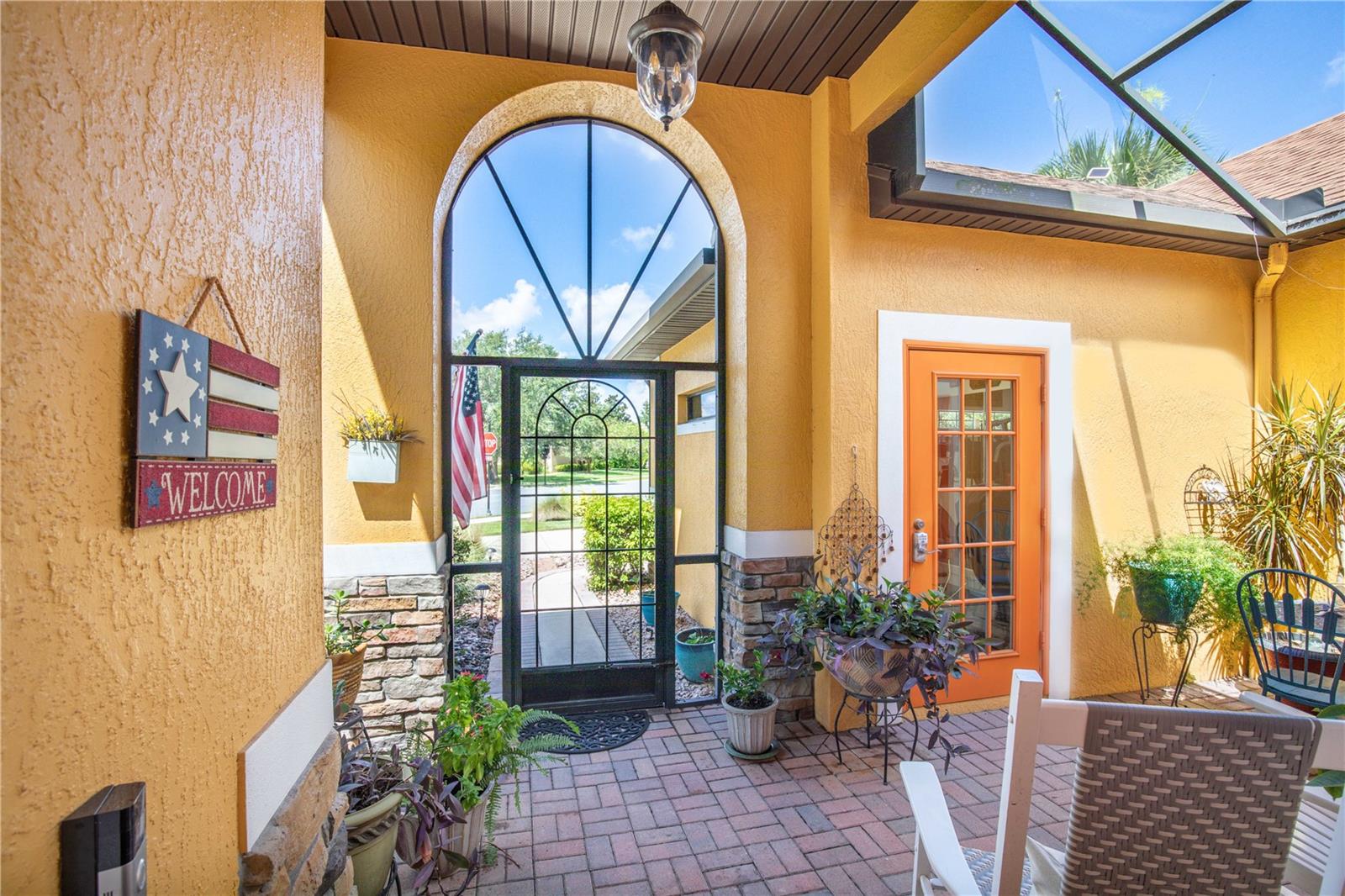 LAKES OF MOUNT DORA - Residential