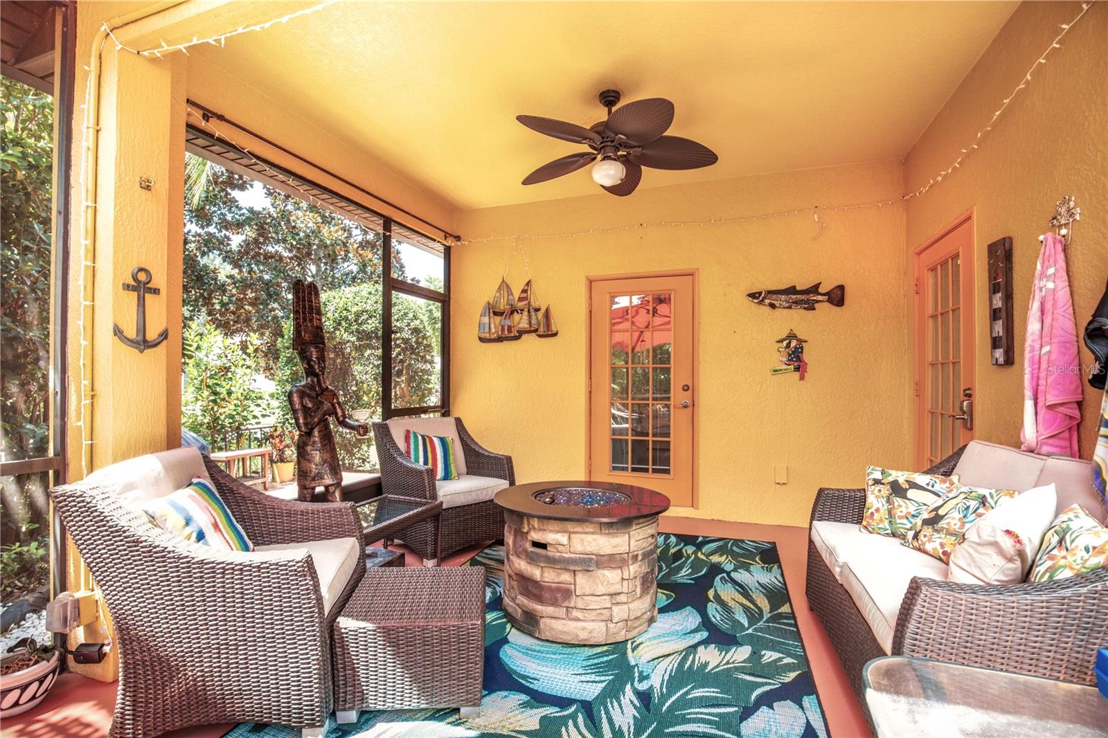 LAKES OF MOUNT DORA - Residential