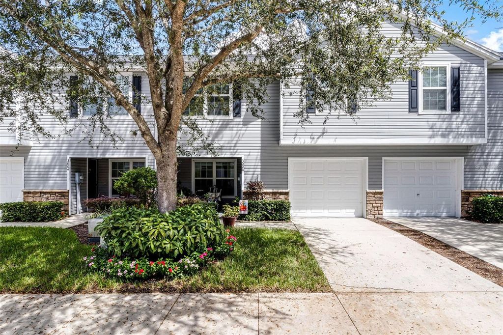 Photo of 3006 Mojave Oak Drive, Valrico, FL 33594 (MLS # O6342456)