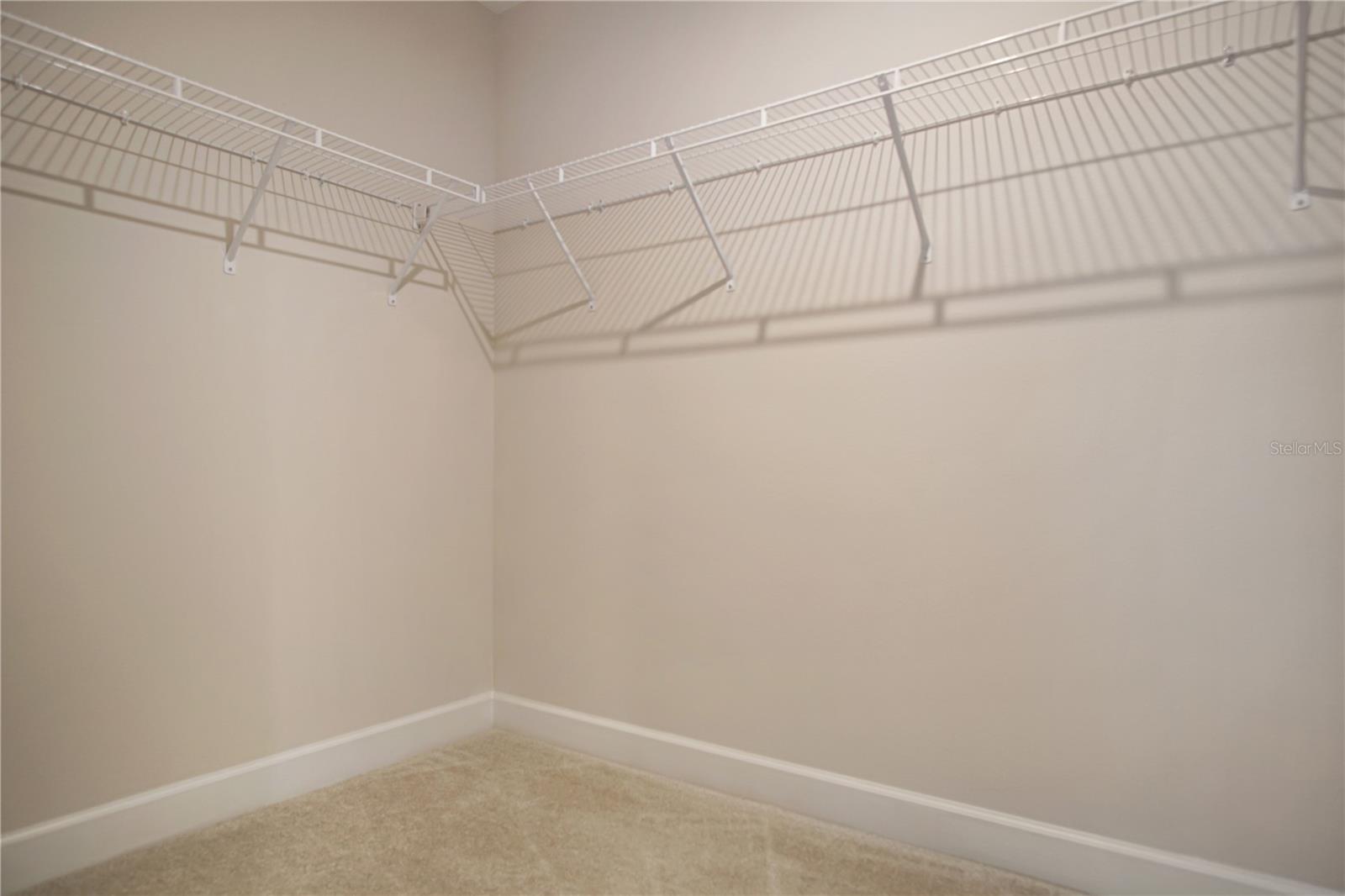 ASTONIA PH 2 & 3 - Residential Lease