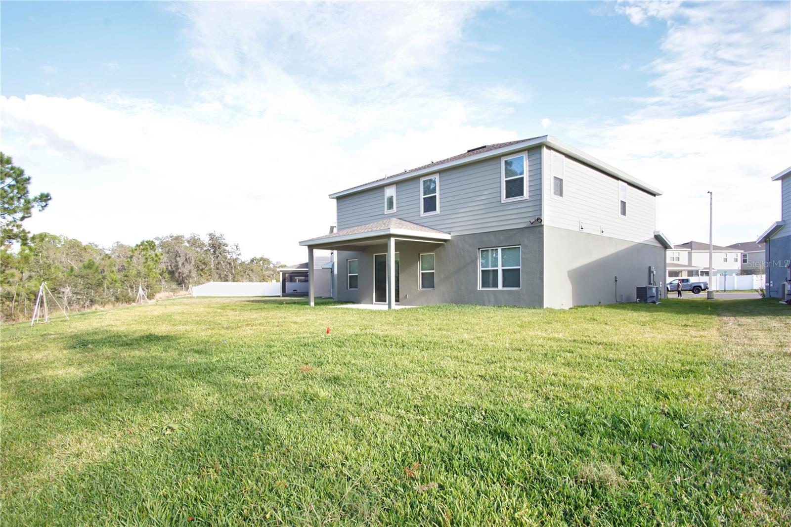 ASTONIA PH 2 & 3 - Residential Lease