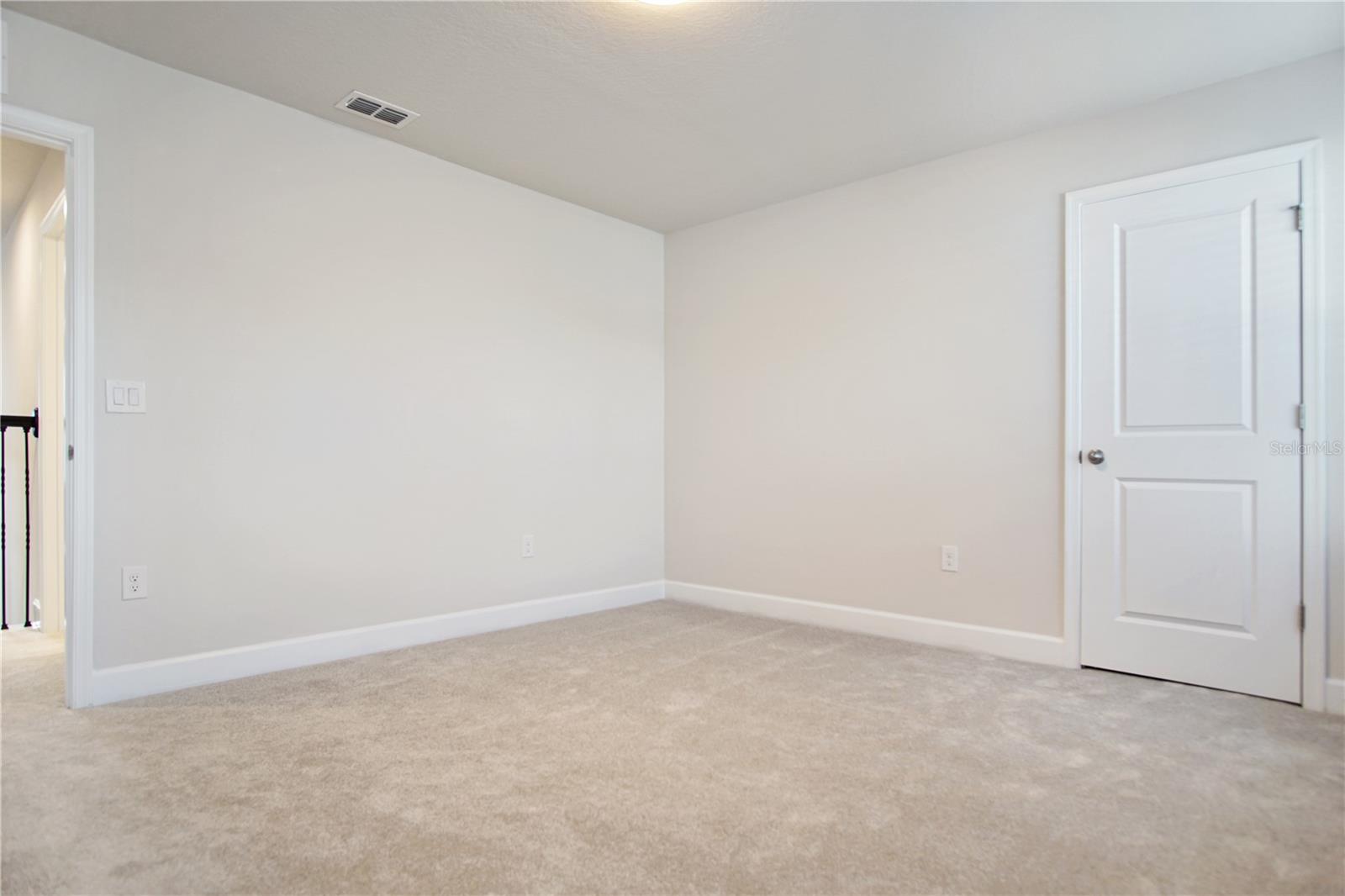 ASTONIA PH 2 & 3 - Residential Lease