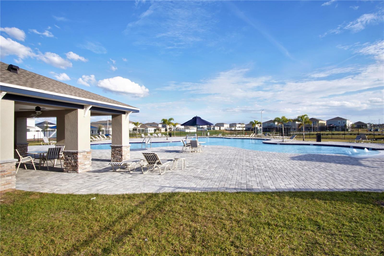 ASTONIA PH 2 & 3 - Residential Lease