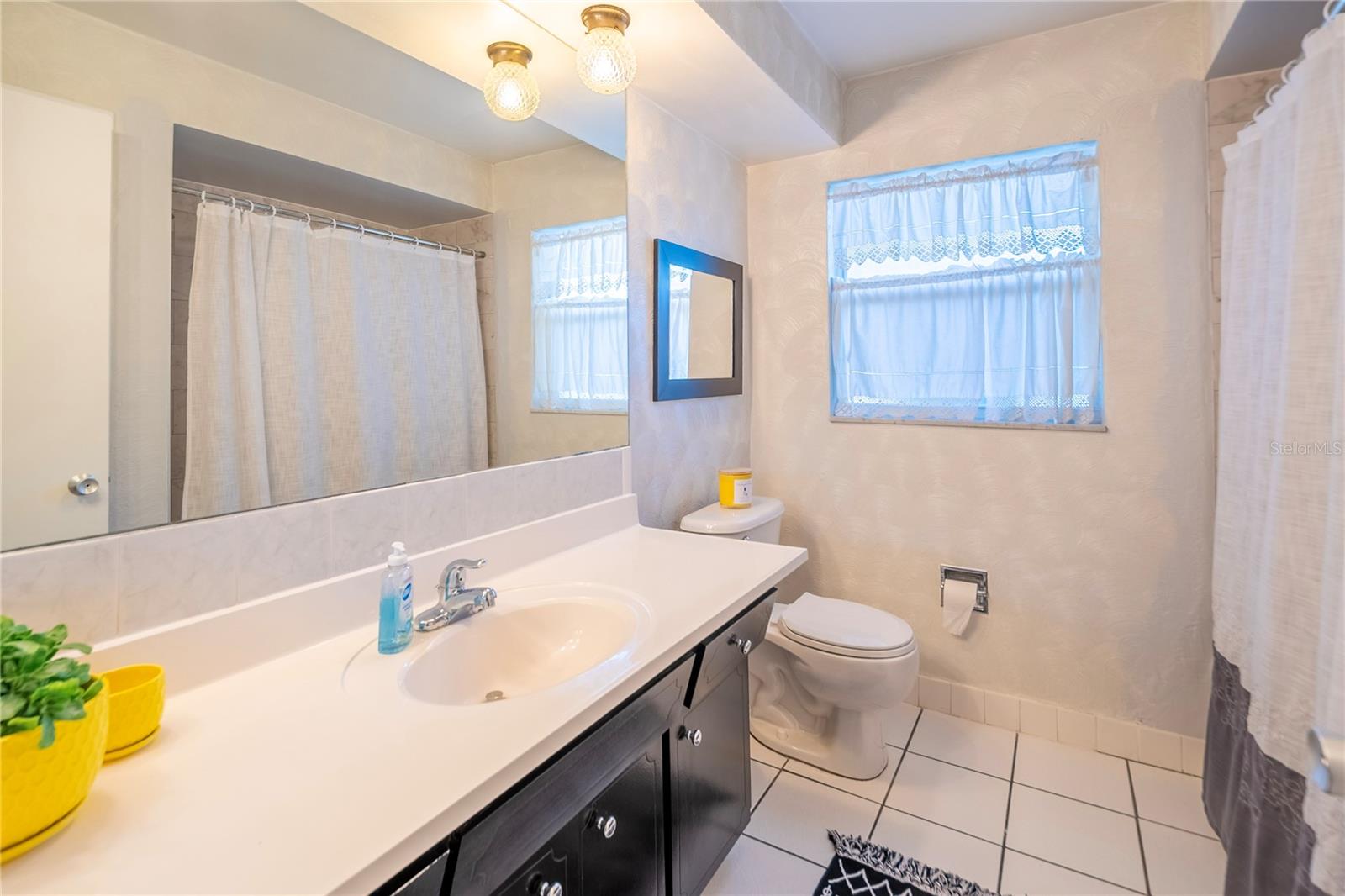 OAKHURST GROVES 2ND ADD - Residential