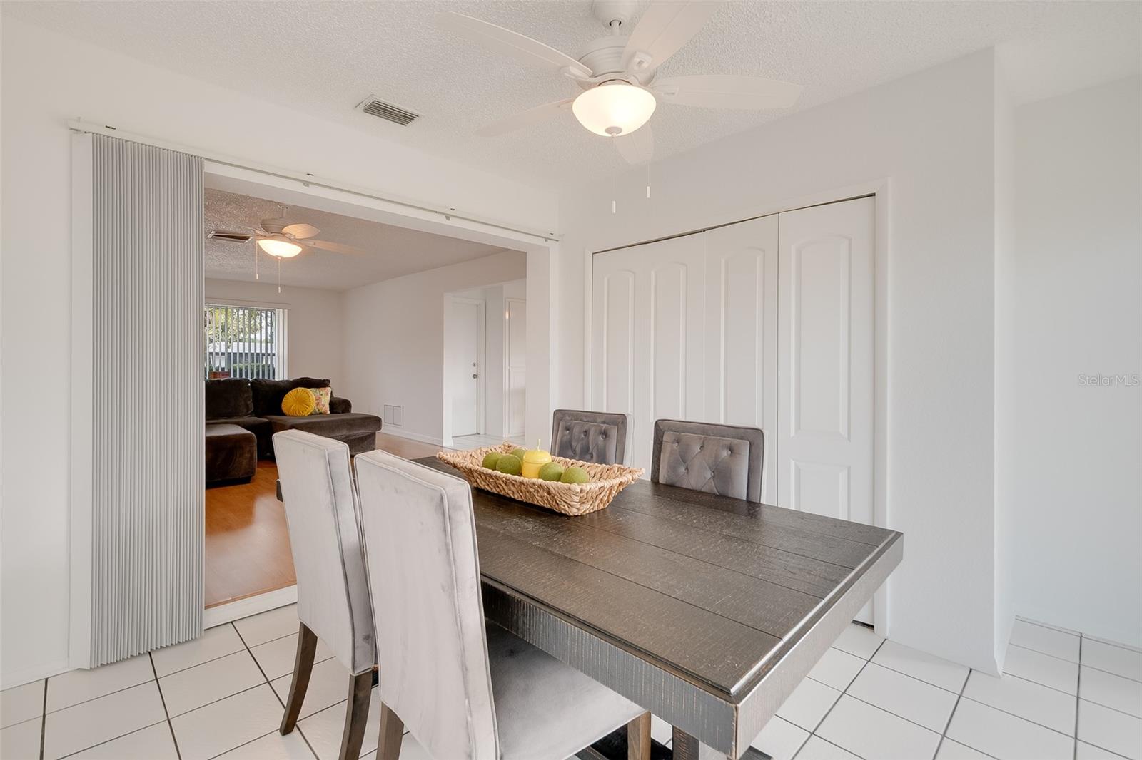 OAKHURST GROVES 2ND ADD - Residential