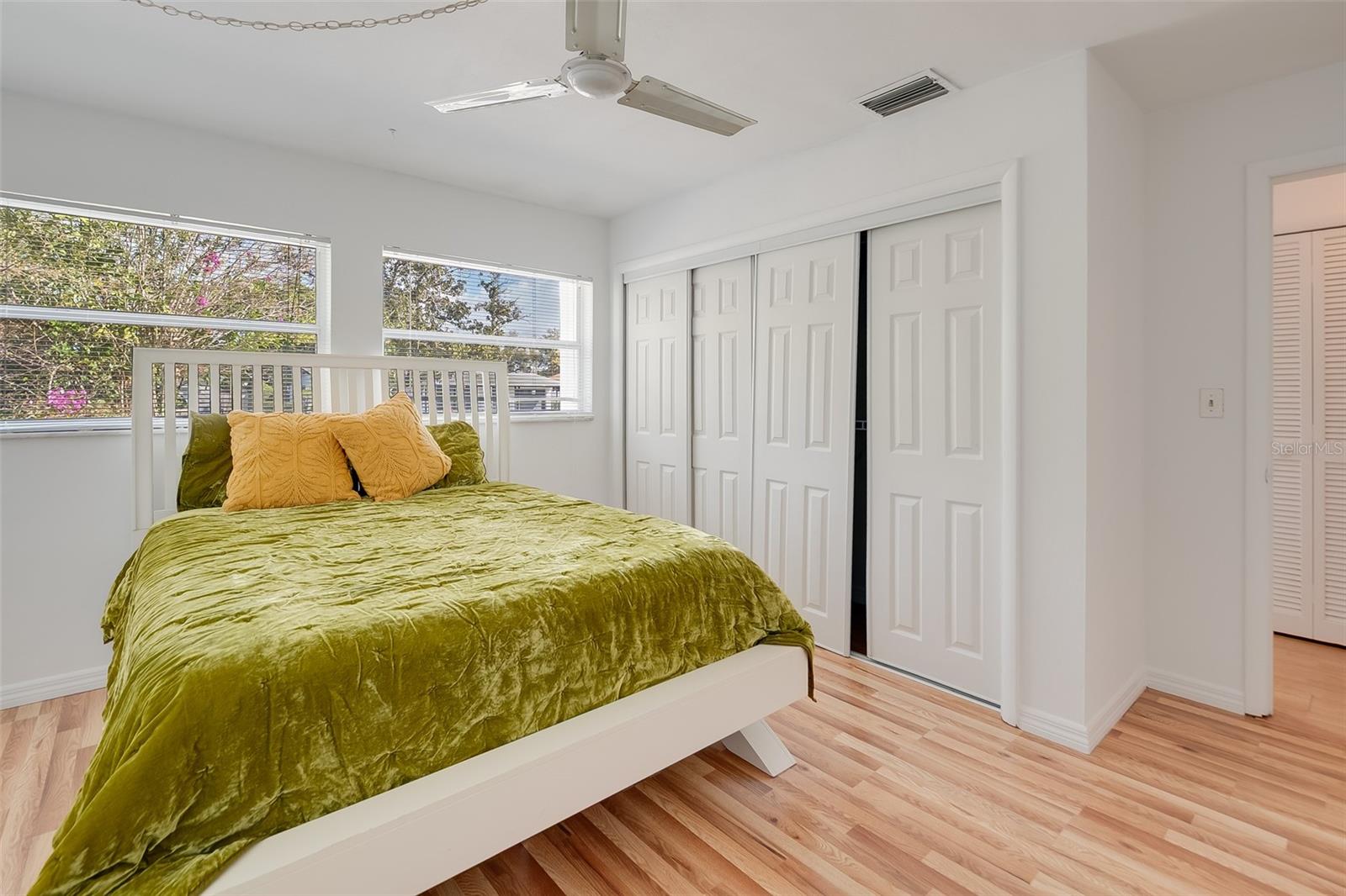 OAKHURST GROVES 2ND ADD - Residential