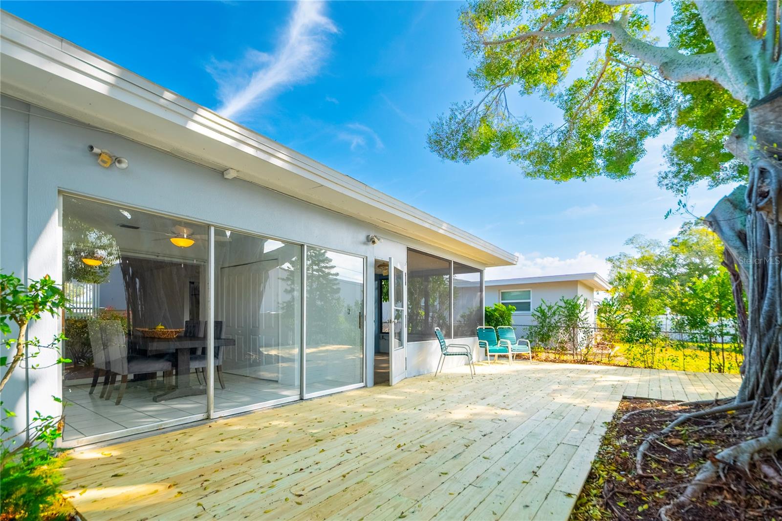 OAKHURST GROVES 2ND ADD - Residential