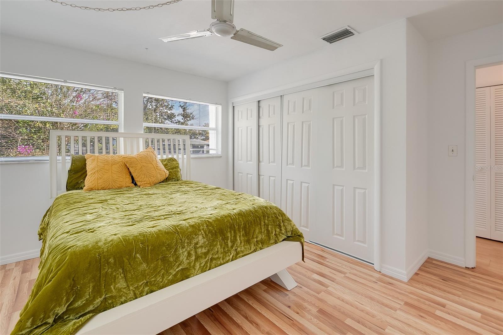 OAKHURST GROVES 2ND ADD - Residential