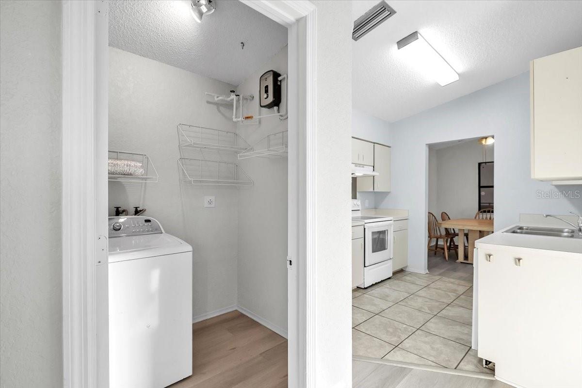 CEDAR WOODS 02 - Residential