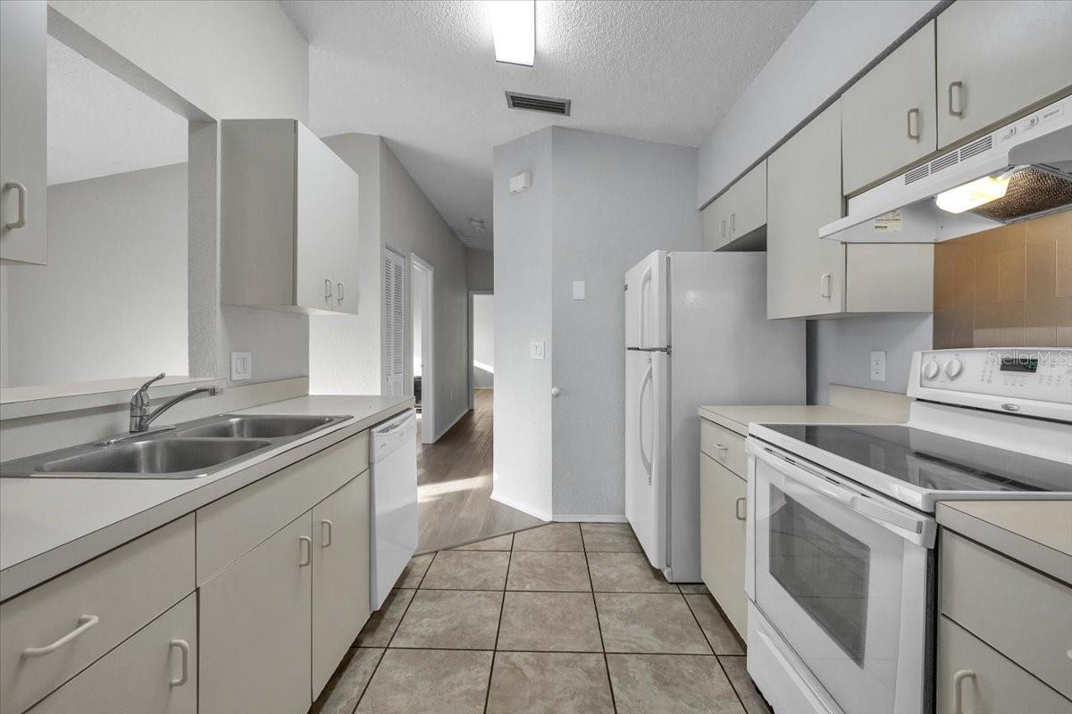 CEDAR WOODS 02 - Residential