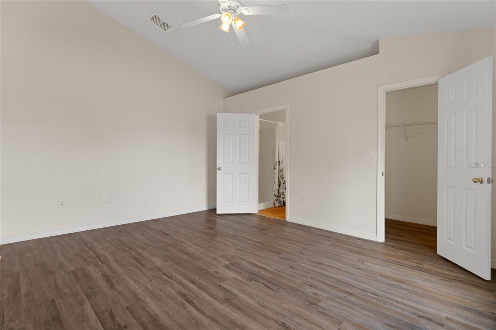 SPRING HILL - Residential