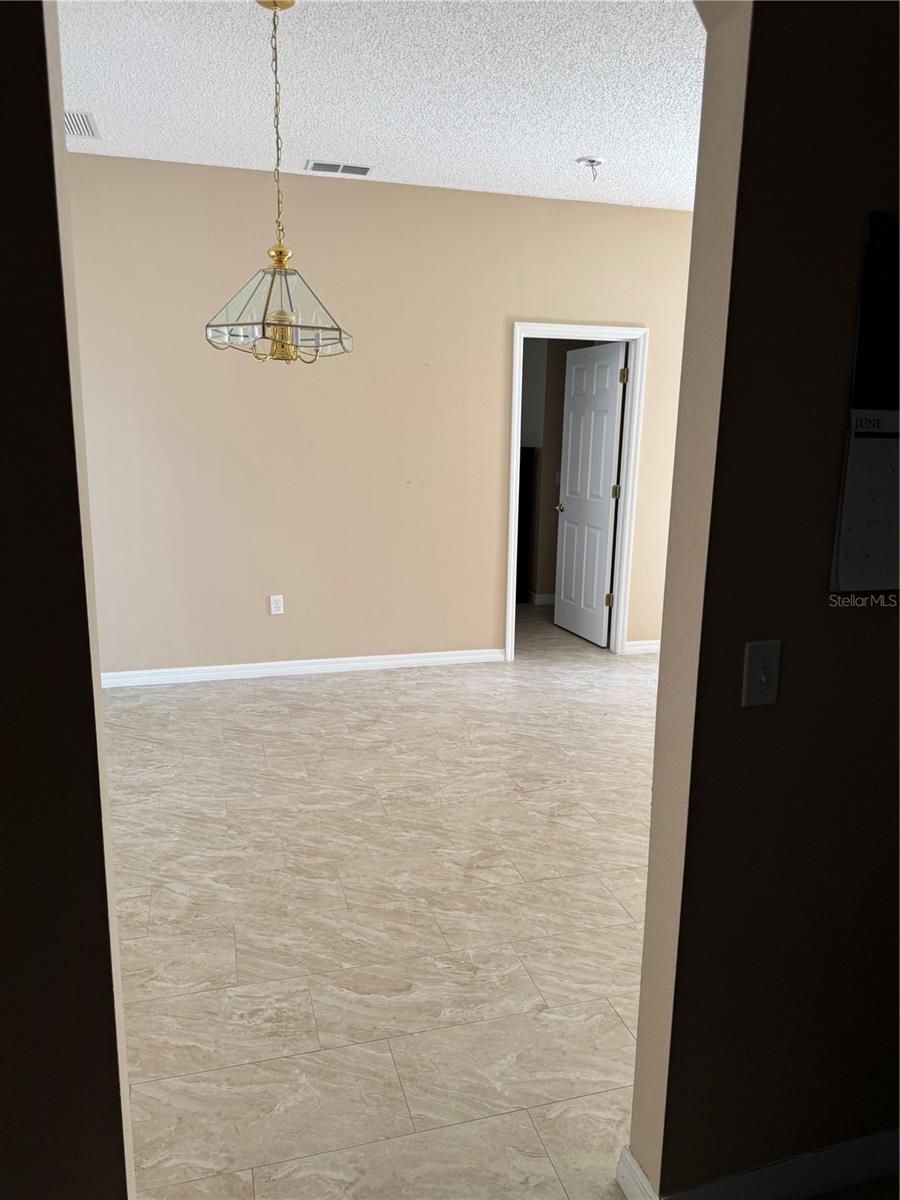 324 ALDERSHOT COURT