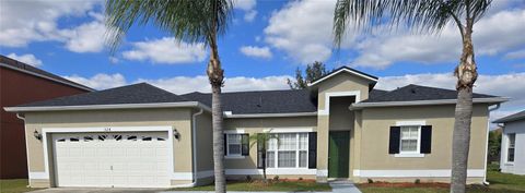 Photo of 324 Aldershot Court, Kissimmee, FL 34758 (MLS # S5136738)