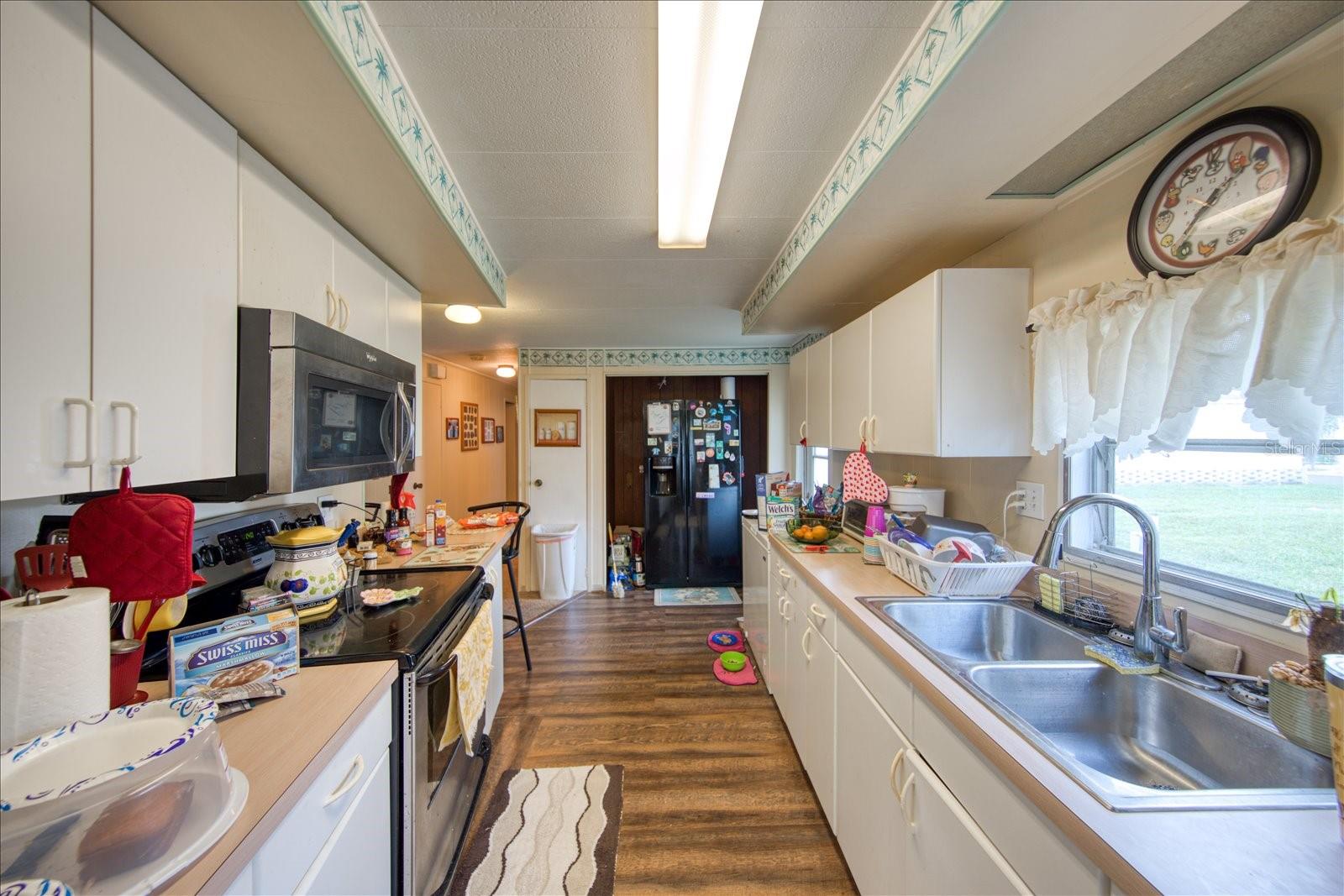 SUNSET PALMS UNREC - Residential