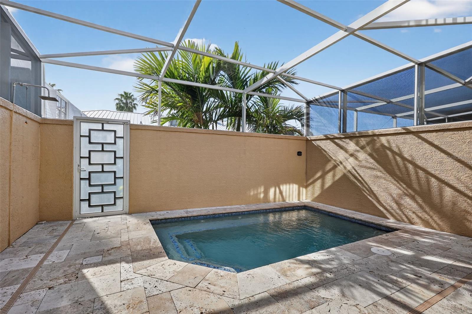 DOLPHINS LANDING - Residential