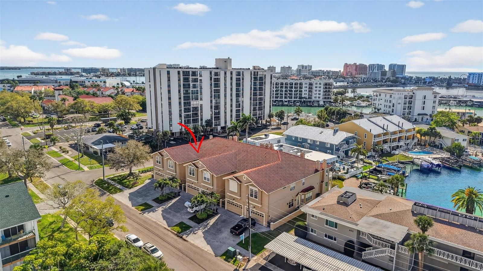 DOLPHINS LANDING - Residential